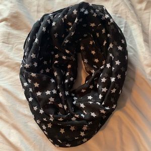 Star print infinity scarf